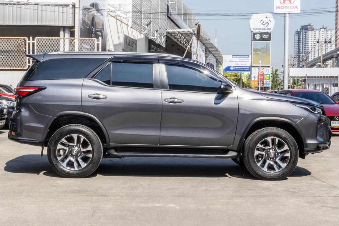 Toyota Fortuner 2.4G Leader 2024 *SK2088*